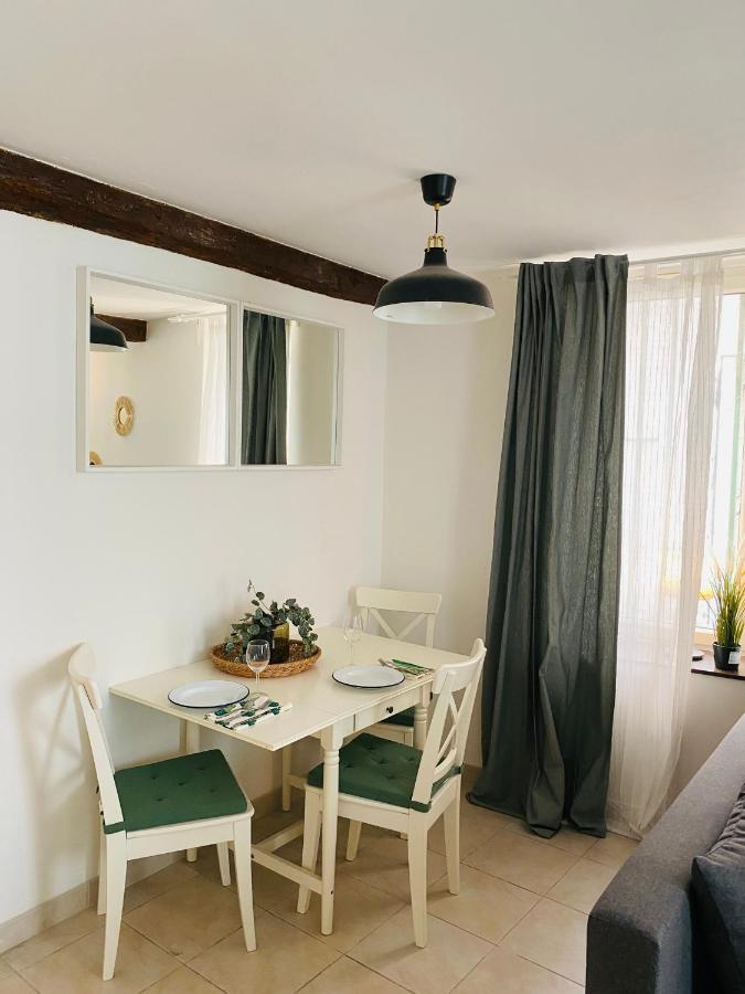 Joli Appartement Intra-Muros Avignon Buitenkant foto